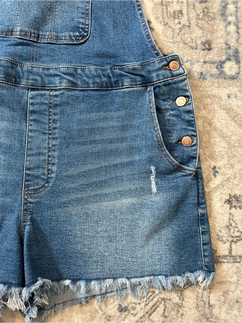 No Boundaries Denim Short Overalls - Picture 3 of 9